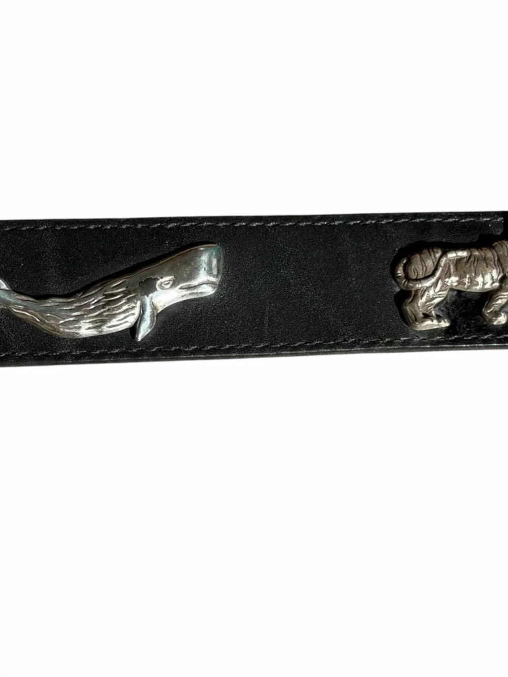CABELA’S BLACK LEATHER BELT WITH SILVER ANIMAL CONCHOS – VINTAGE 1991 MEDIUM